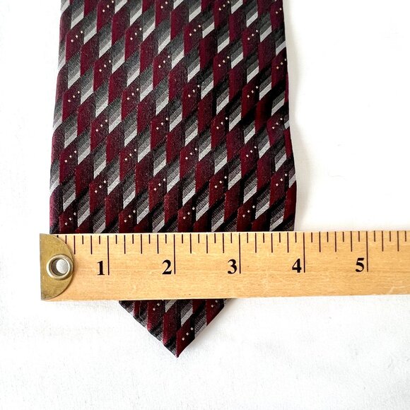 Van Heusen Neck Tie, 100% Silk, Handmade, Dark Red, Gray and Black, EUC - Picture 5 of 9